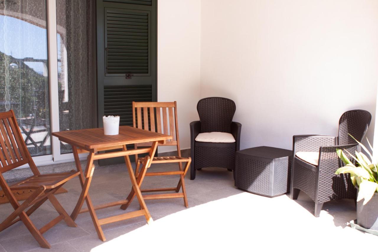 Un Posto Al Sole Bed & Breakfast Molino Nuovo  Exterior photo