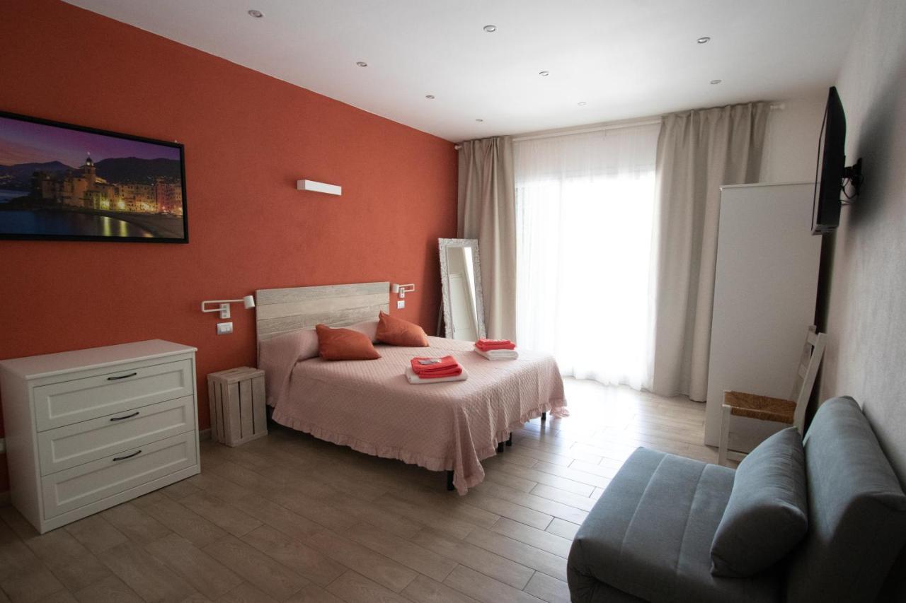 Un Posto Al Sole Bed & Breakfast Molino Nuovo  Exterior photo