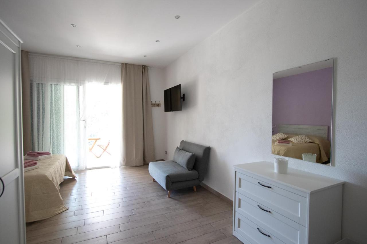Un Posto Al Sole Bed & Breakfast Molino Nuovo  Exterior photo